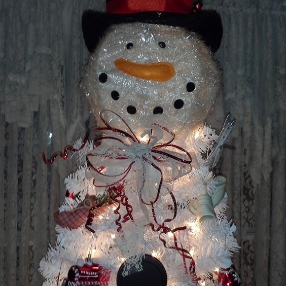 Meet your Posher, Debbie - Picture 2 of 3